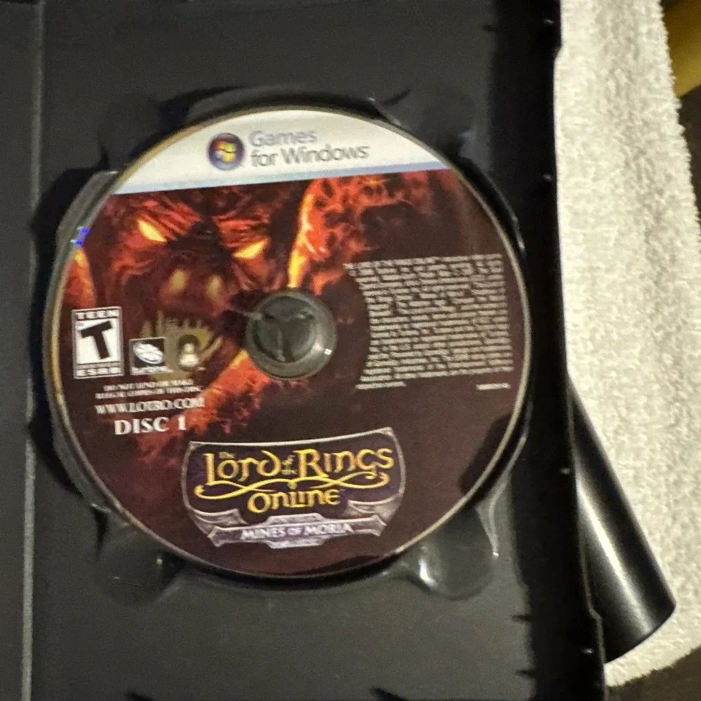 Turbine Lord of the Rings Online Mines of Moria PC DVD Complete Edition Good